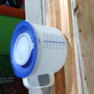 Tupperware Mix N Store 1629-2